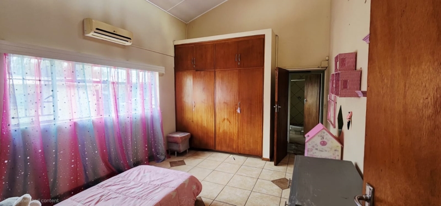 3 Bedroom Property for Sale in Kroonheuwel Free State